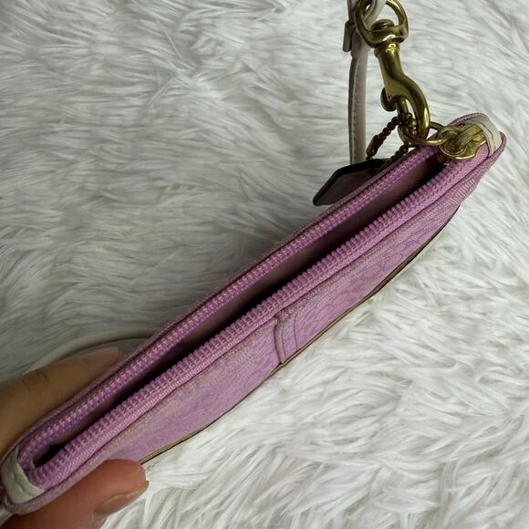 Vintage COACH y2k Small Signature Wristlet - Picture 5 of 10